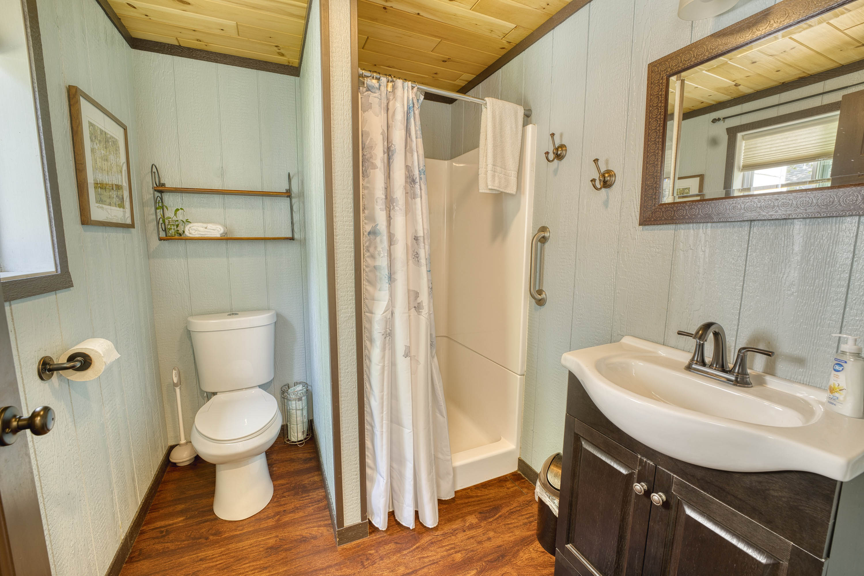 rental photo