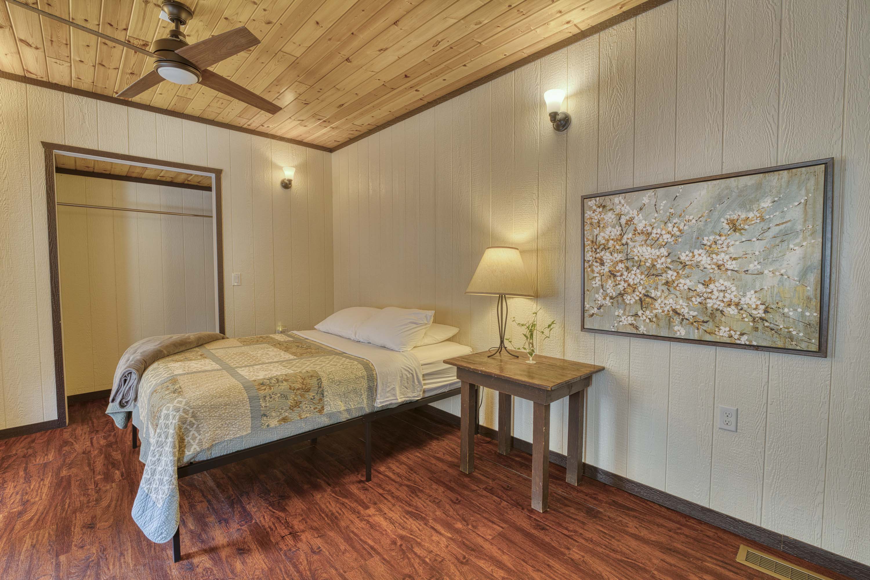 rental photo