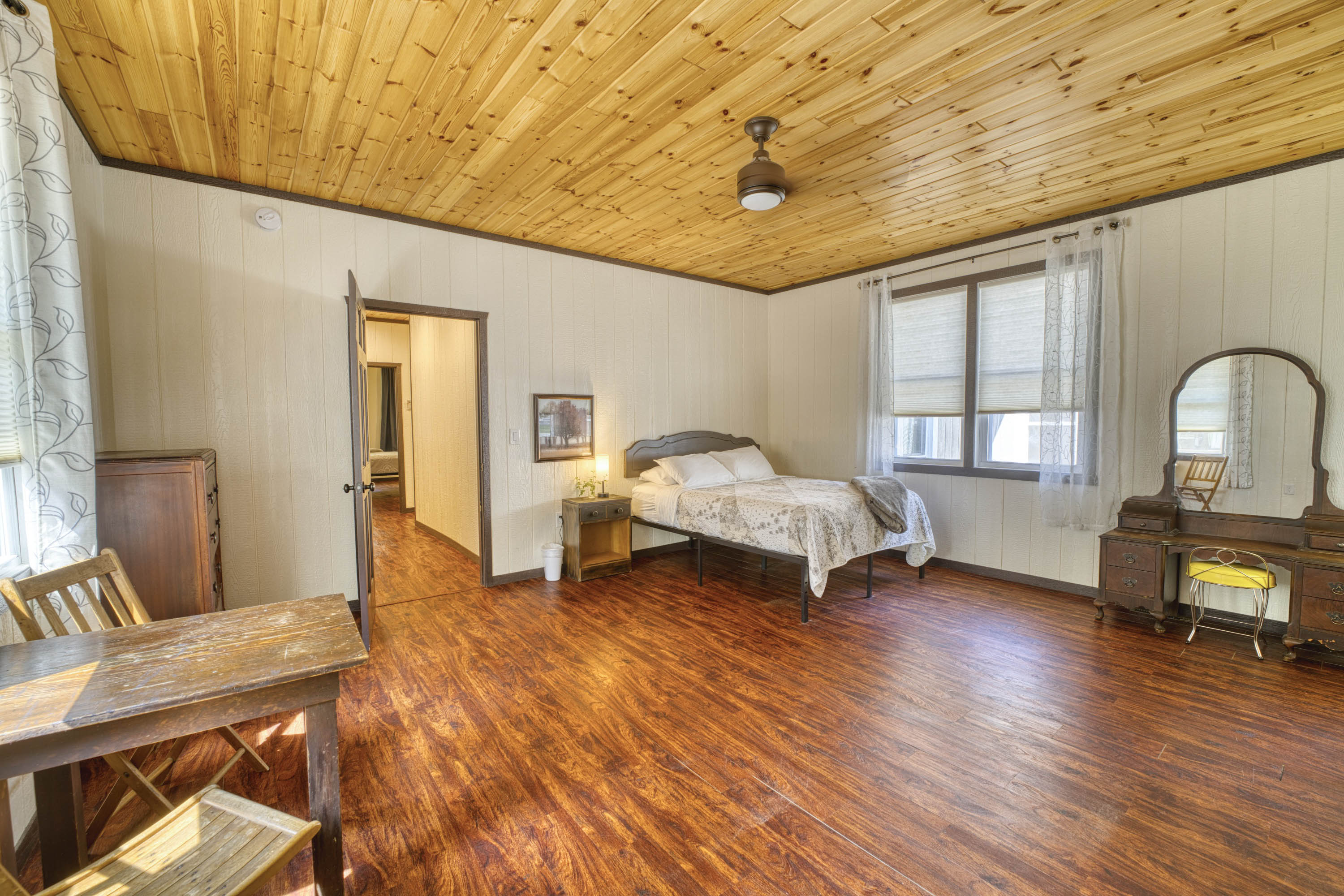 rental photo