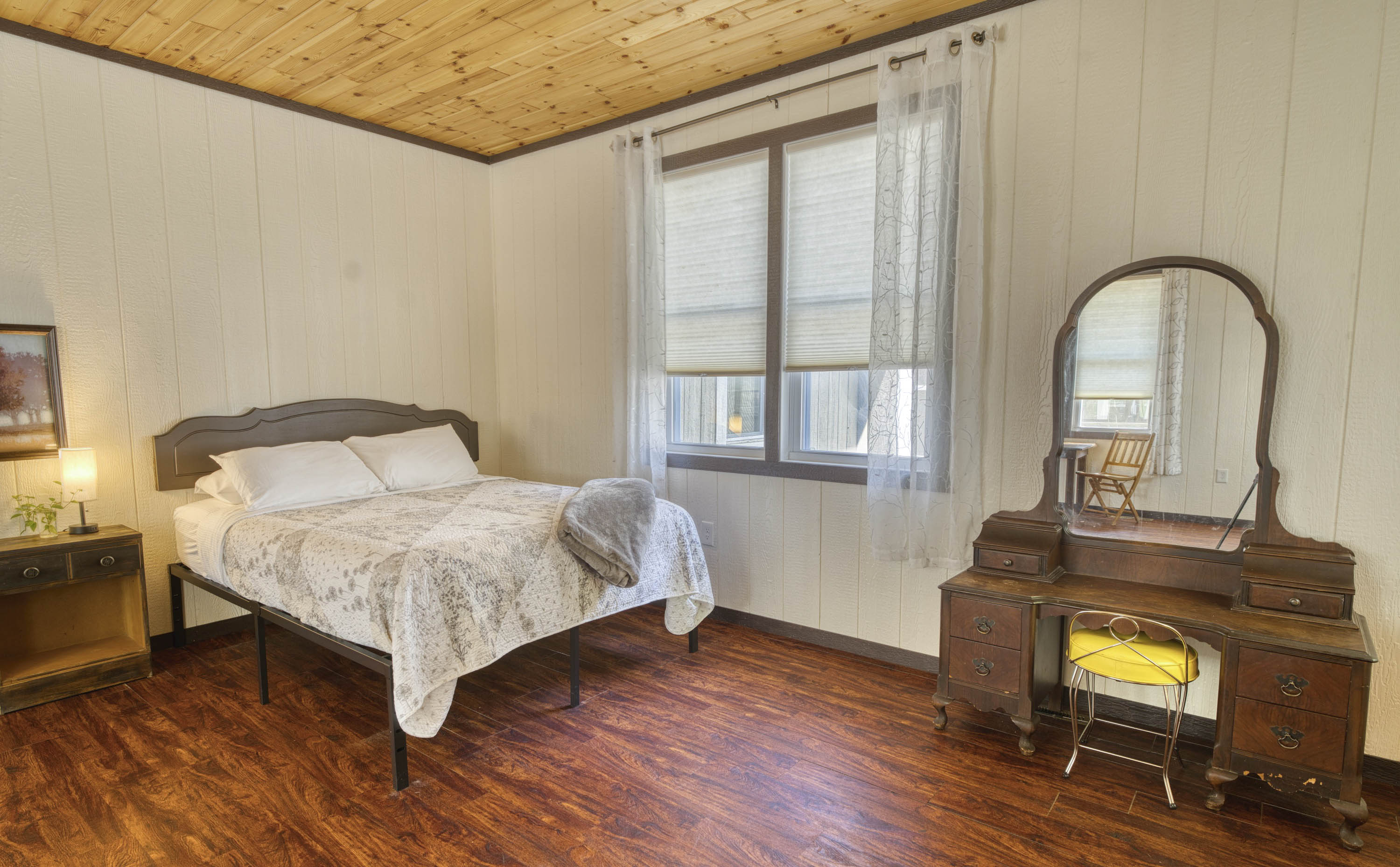 rental photo