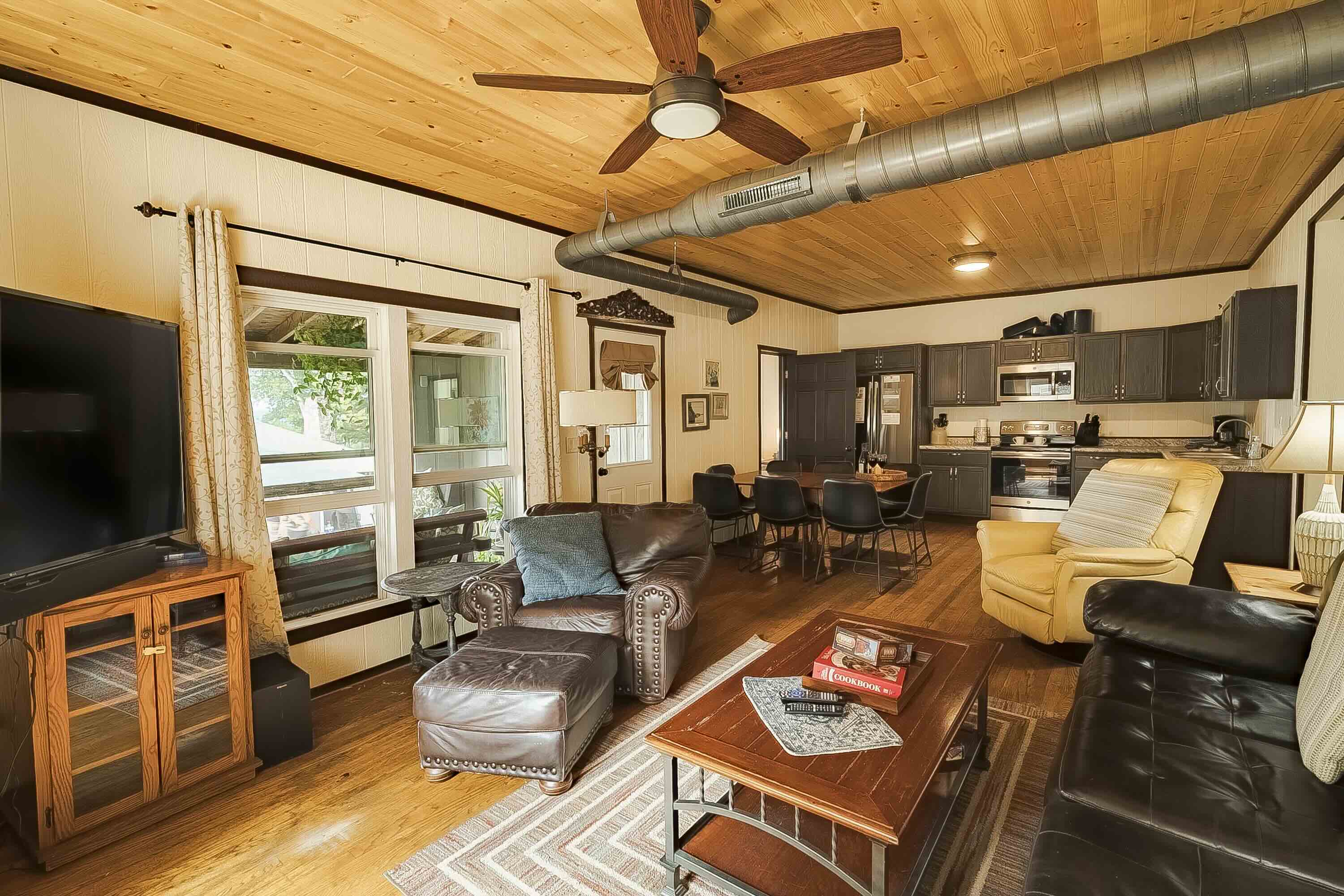 rental photo