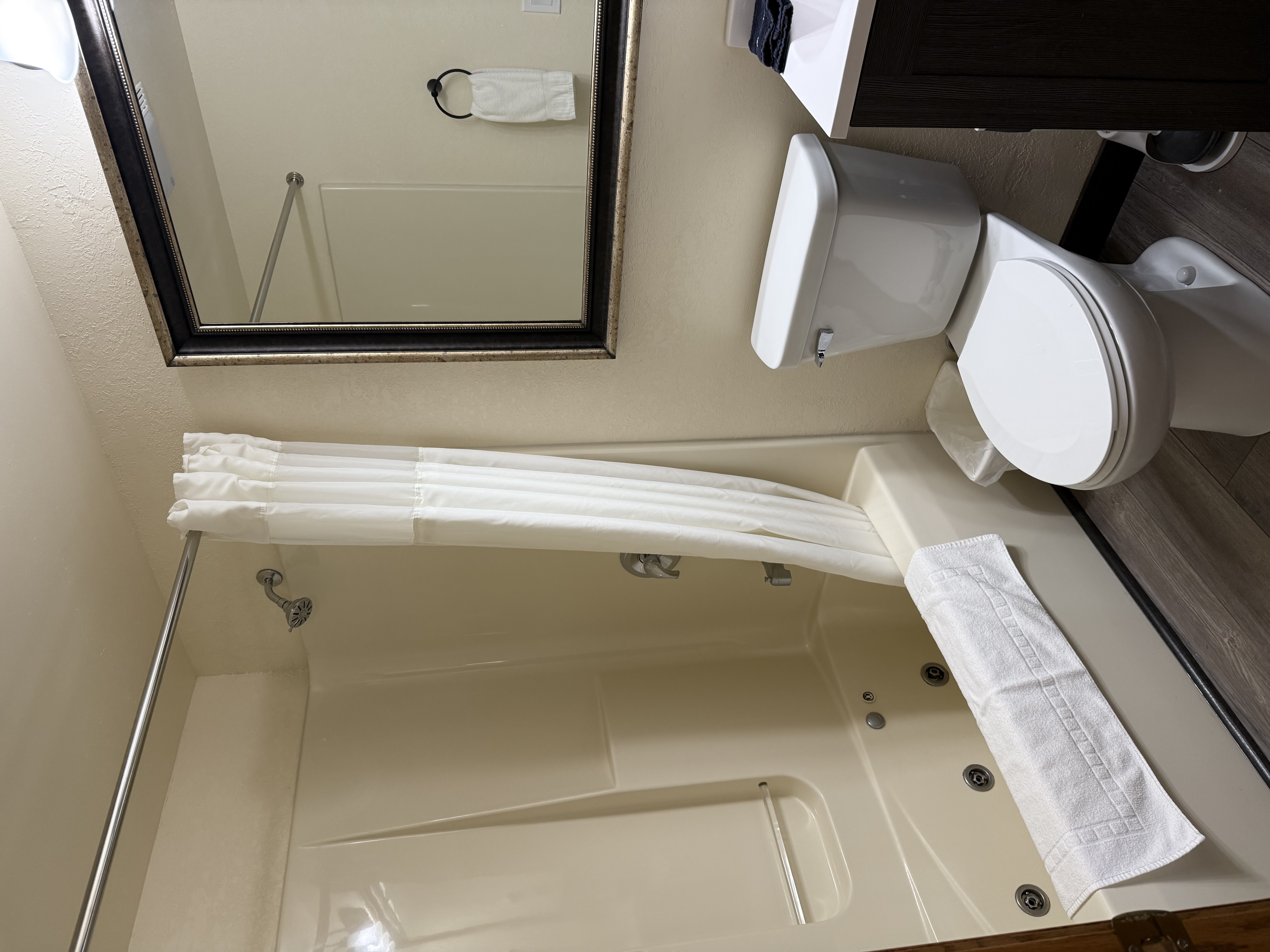 rental photo