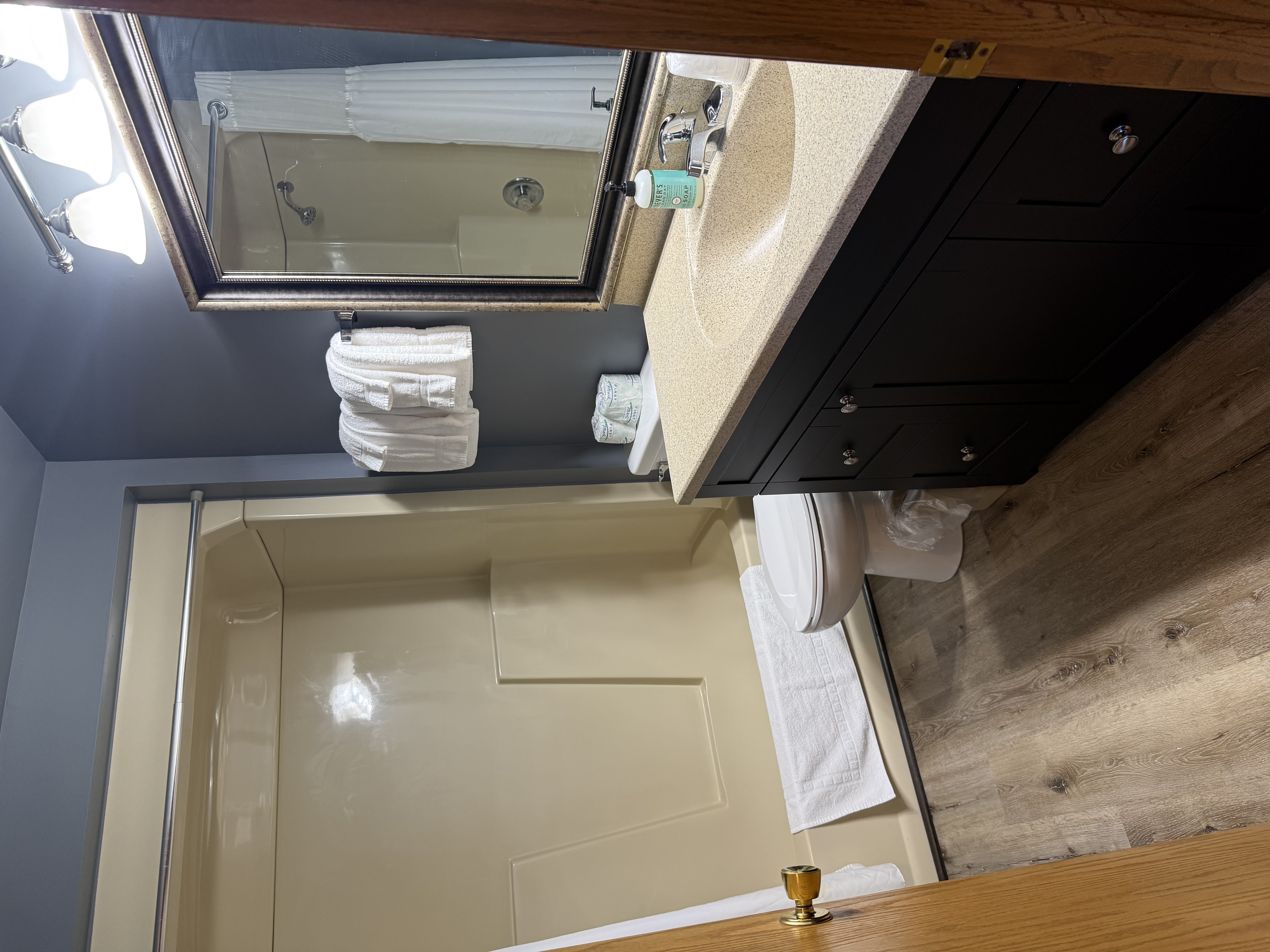 rental photo