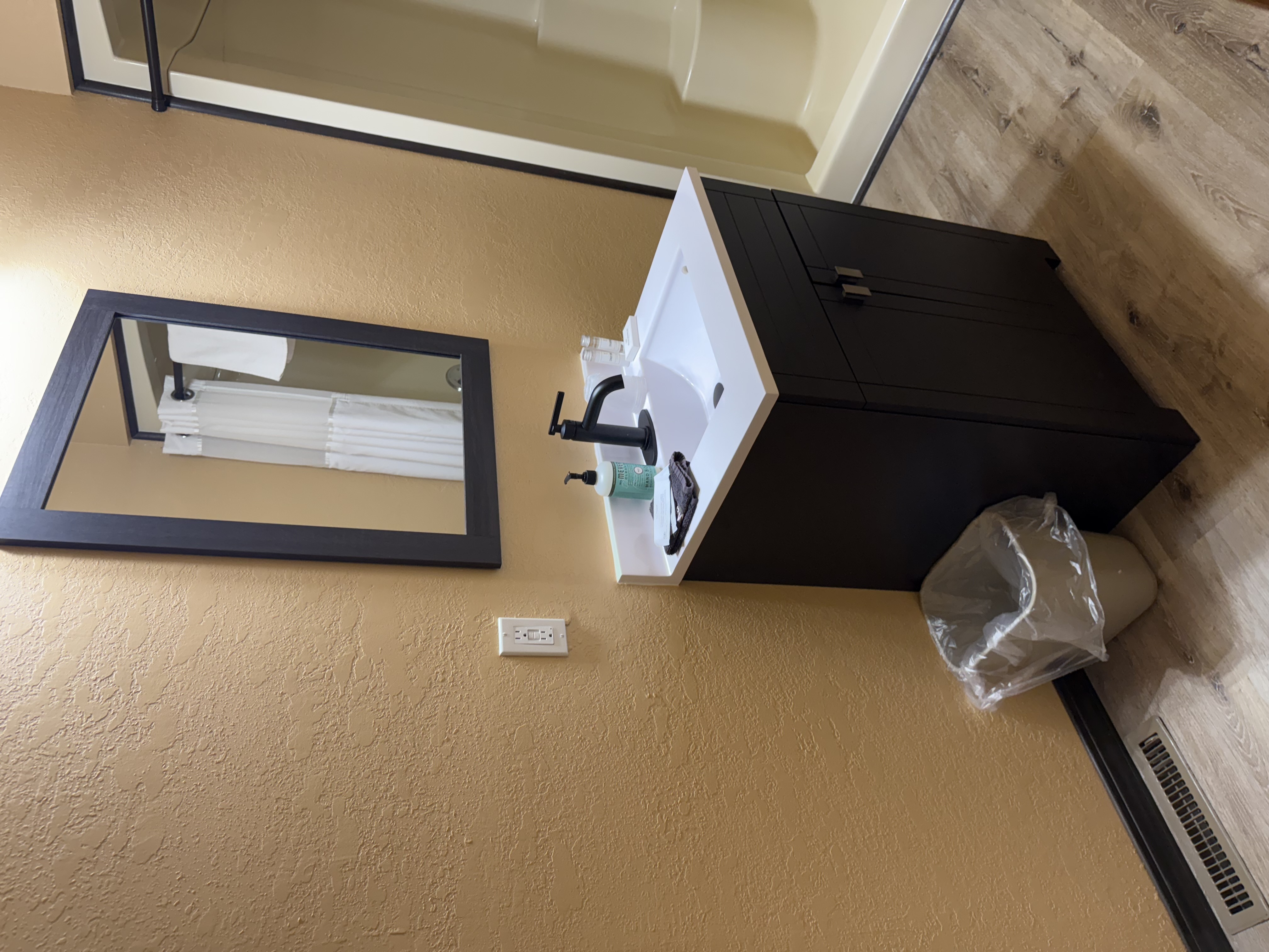 rental photo