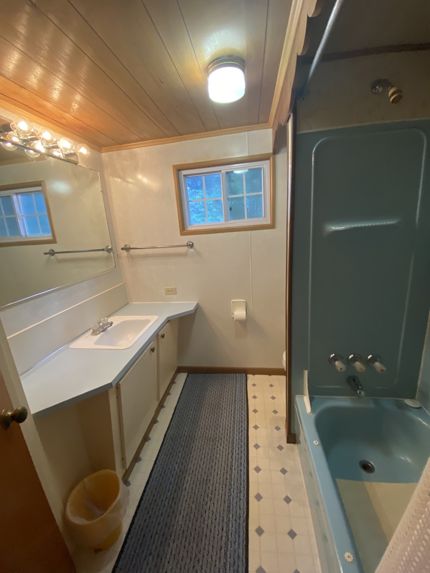 rental photo