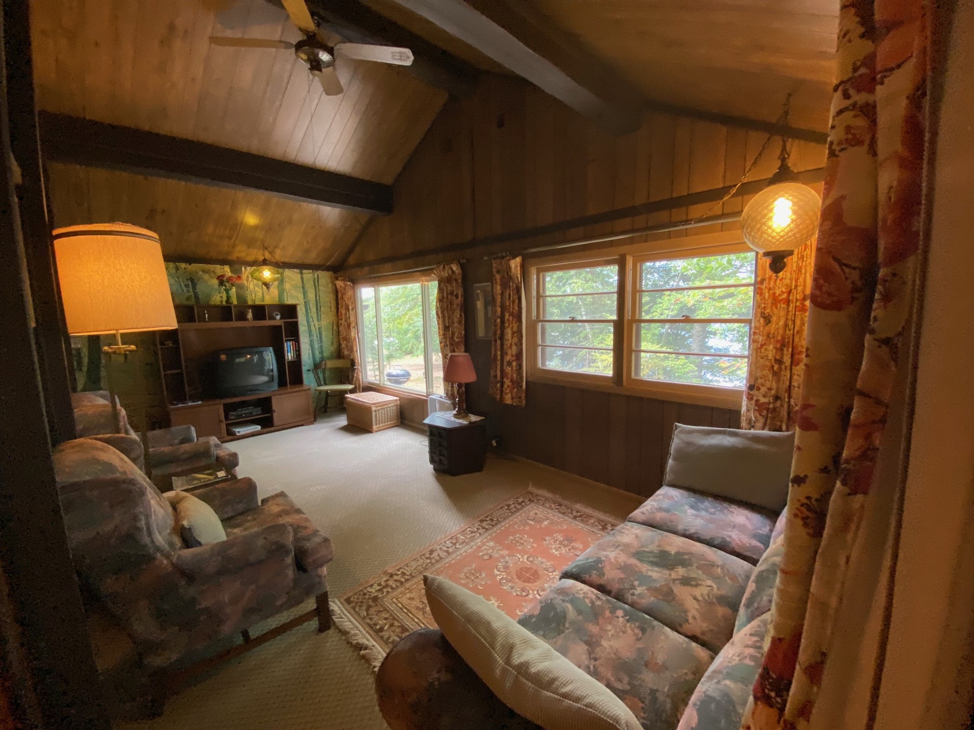 rental photo