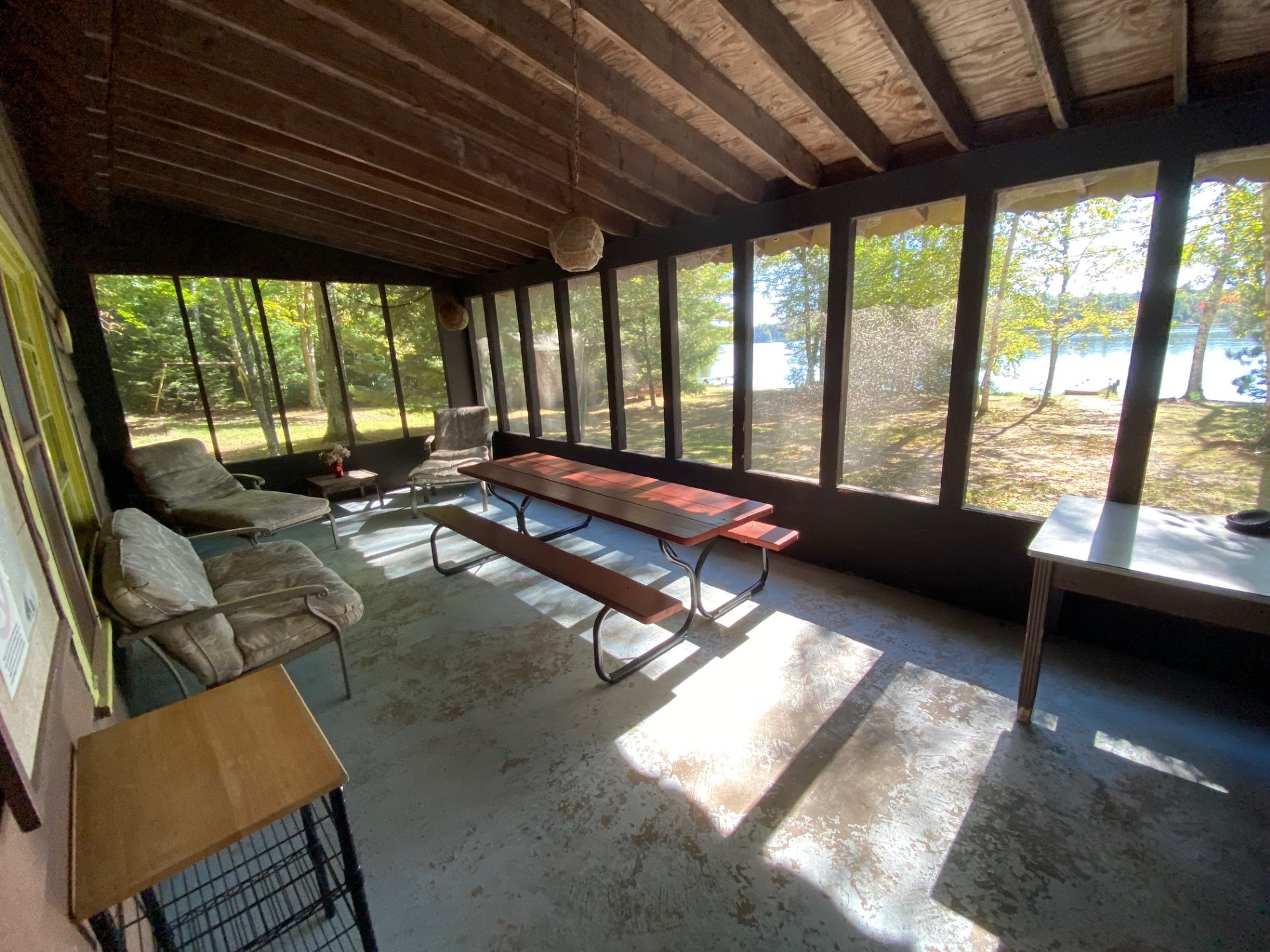 rental photo