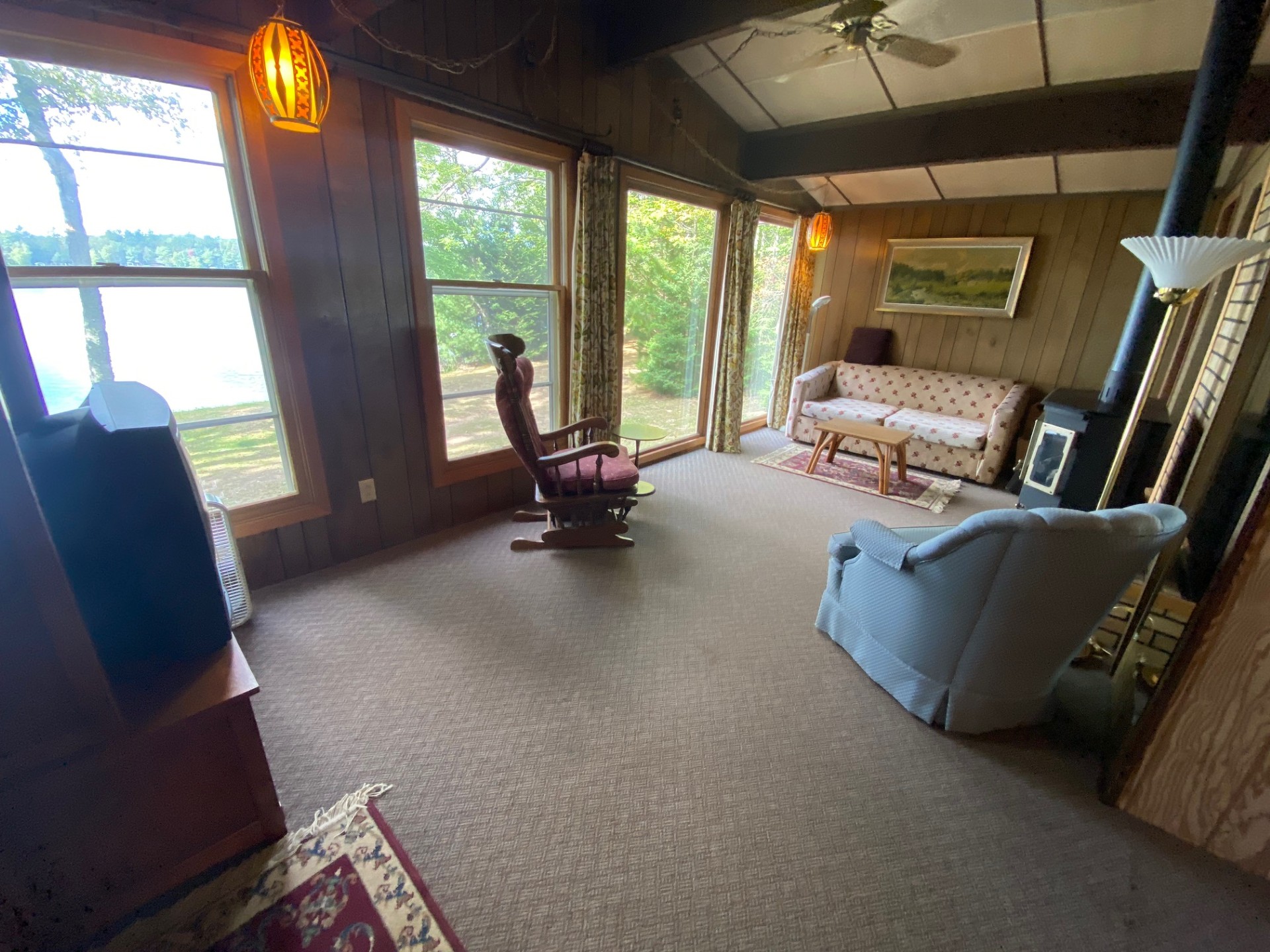 rental photo